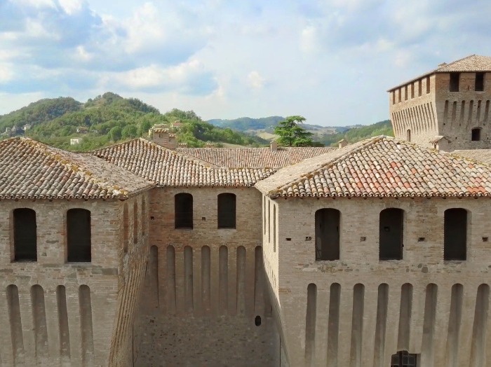 images/IL%20CASTELLO/Ingresso%20Storico%20-%20Fronte%20Alto%2001.jpg#joomlaImage://local-images/IL CASTELLO/Ingresso Storico - Fronte Alto 01.jpg?width=700&height=524